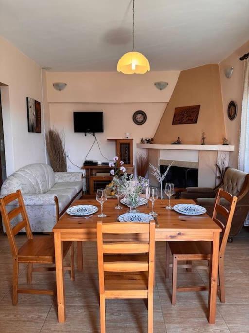 Family Woodland Oasis Vipgreece Lägenhet Kírinthos Exteriör bild